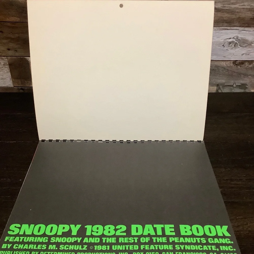 Snoopy 1982 Week by Week Charlie Brown
